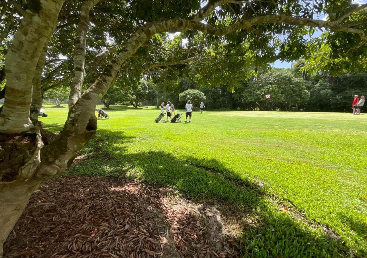 Sunshine Coast Retreat Your Own Private Golf Course Diddillibah Экстерьер фото
