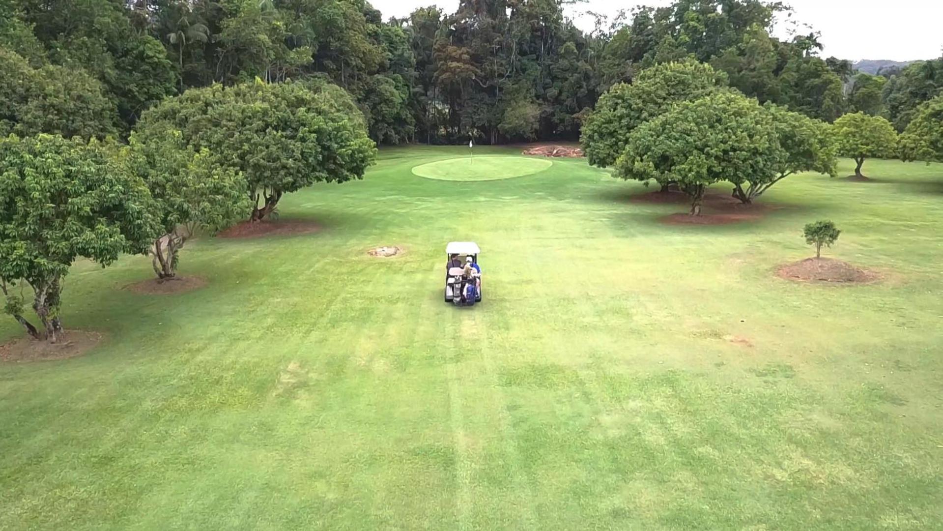 Sunshine Coast Retreat Your Own Private Golf Course Diddillibah Экстерьер фото